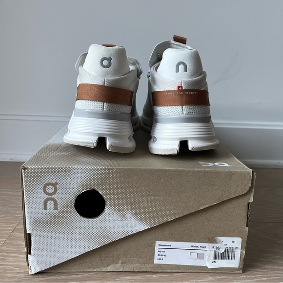 ON Running Couldnova Women Shoes Size 10 White Pearl - Picture 10 of 12